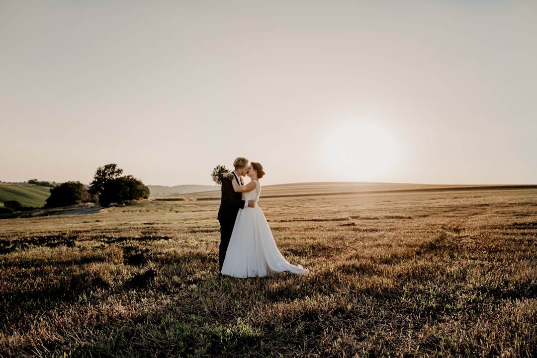 Photo Bride and groom