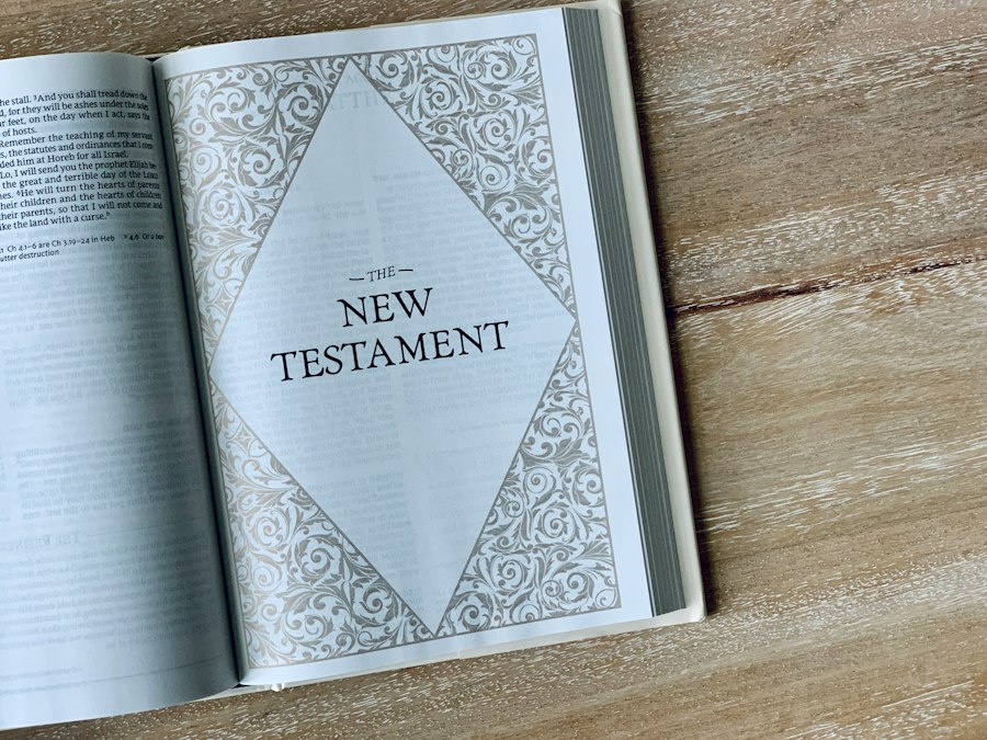 Photo Christian marriage devotional book